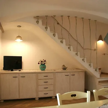 Casa Fioredda 度假居 阿列恩图